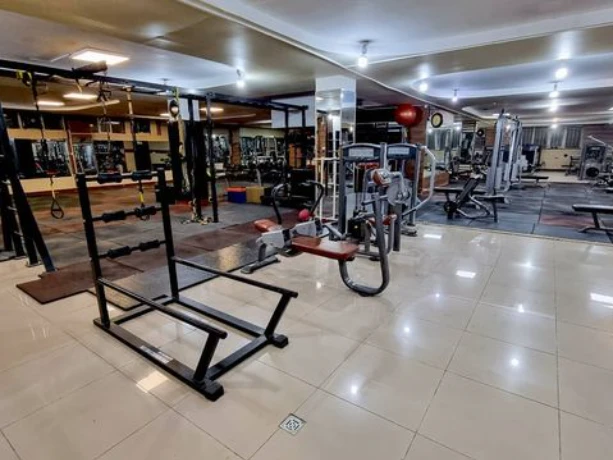 کاور باشگاه بدنسازی جی کلاب