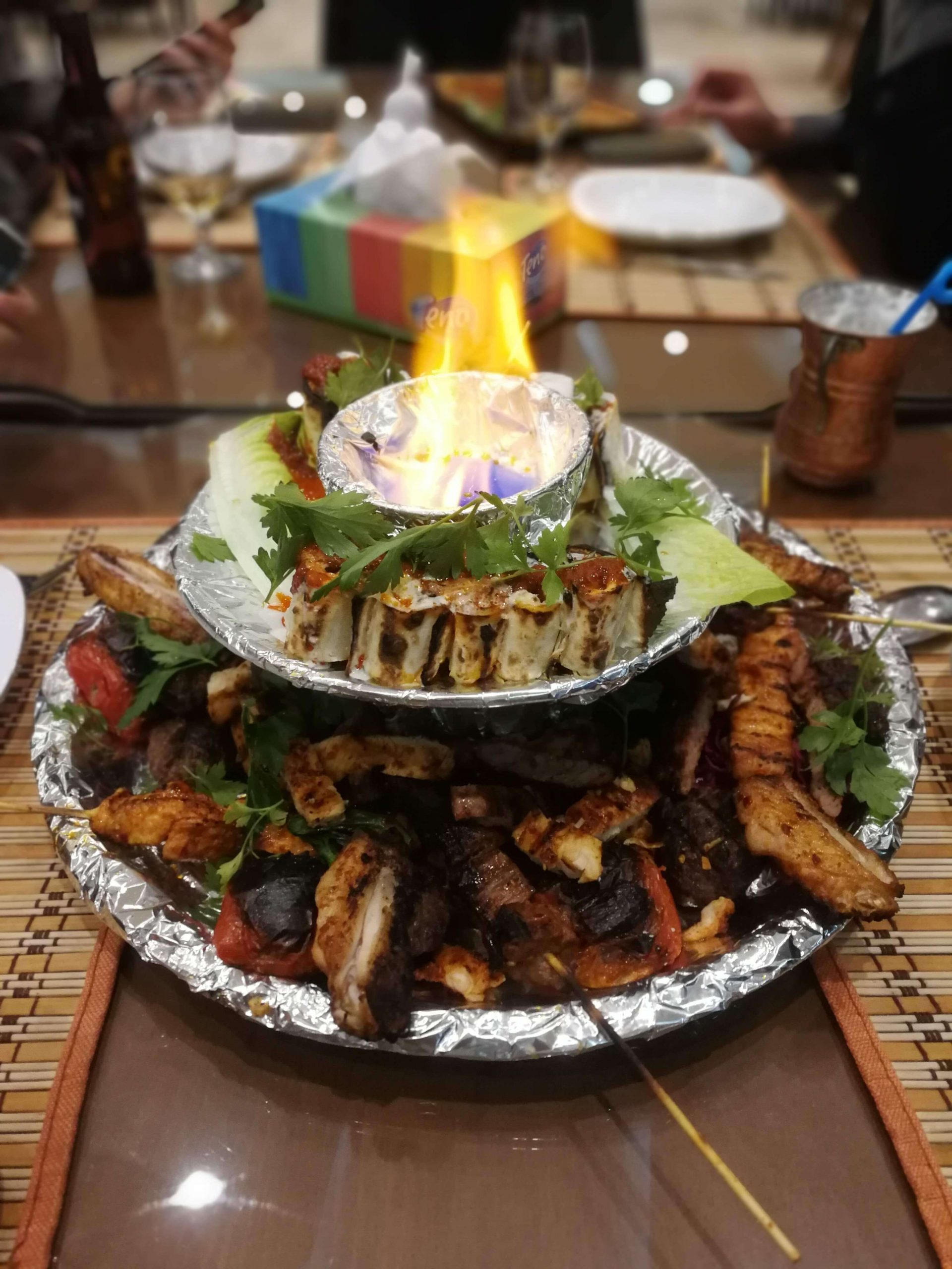 کاور باغ رستوران ملل